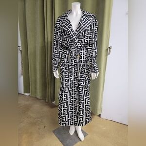 Balmain - Monogram Jacquard Pattern Trench Coat